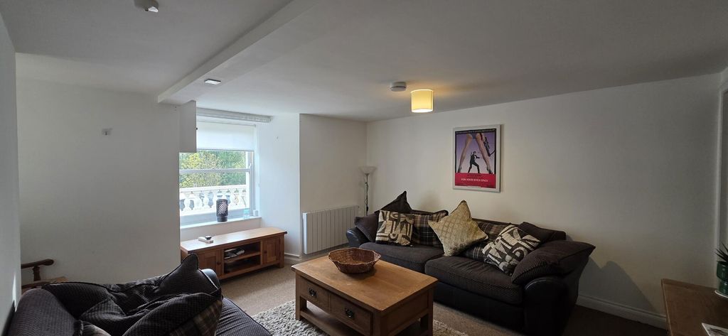 Property photo 2 of 6 Living Room