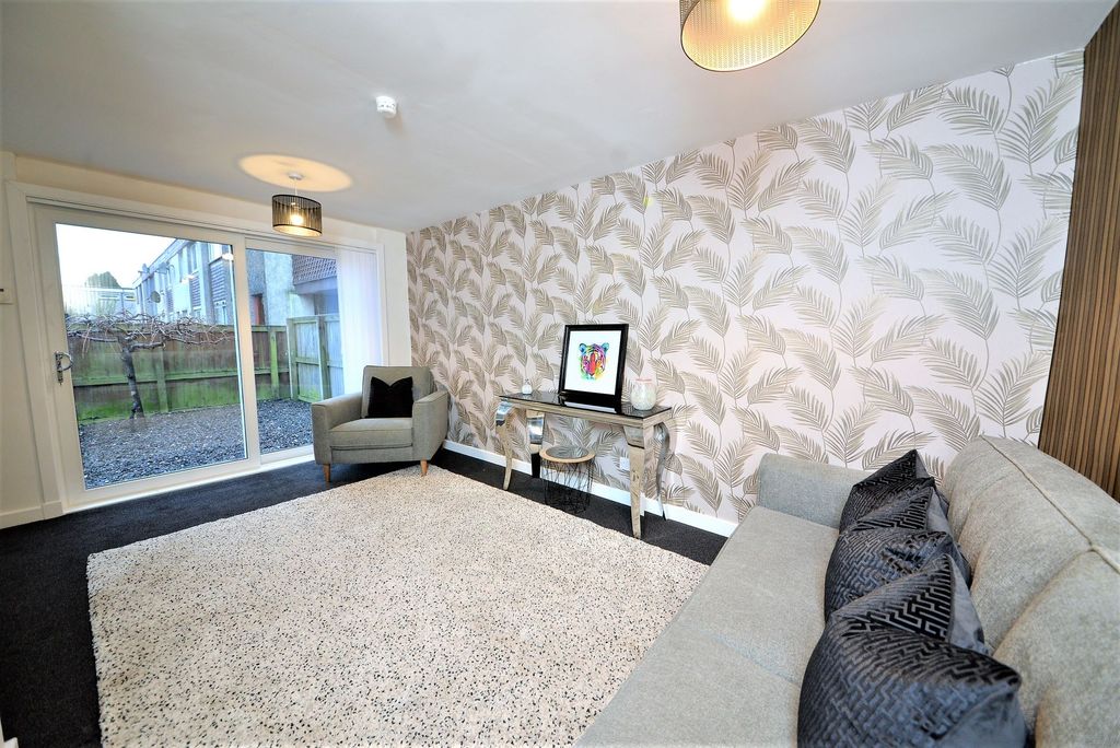 Property photo 3 of 22