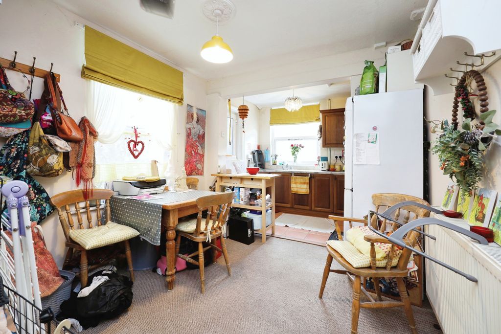 Property photo 2 of 16 Kitchen/Diner