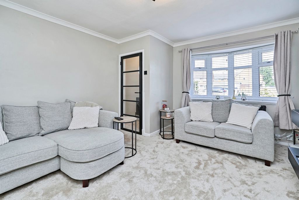 Property photo 3 of 19 Pbox-Img.Jpg