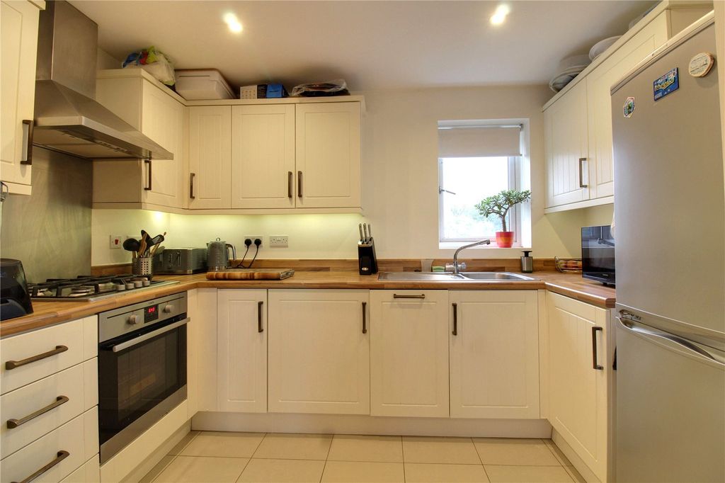 Property photo 2 of 12 Picture No. 07