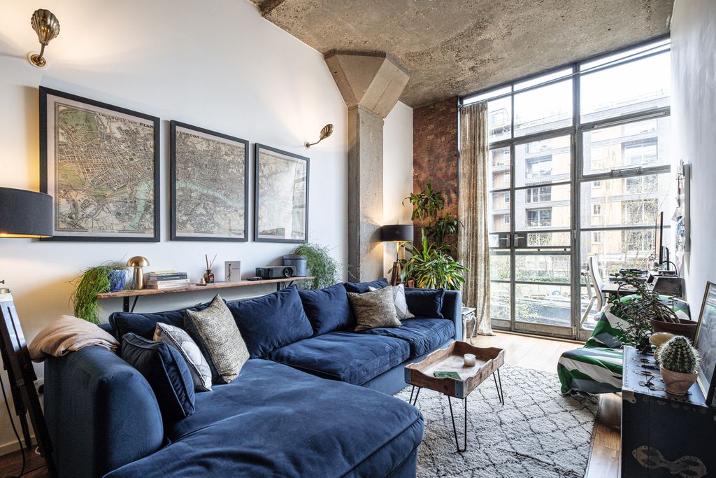 Property photo 2 of 25 Rb 26 (12).Jpg