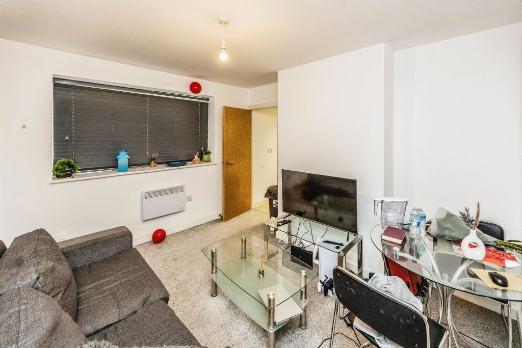 Property photo 3 of 16