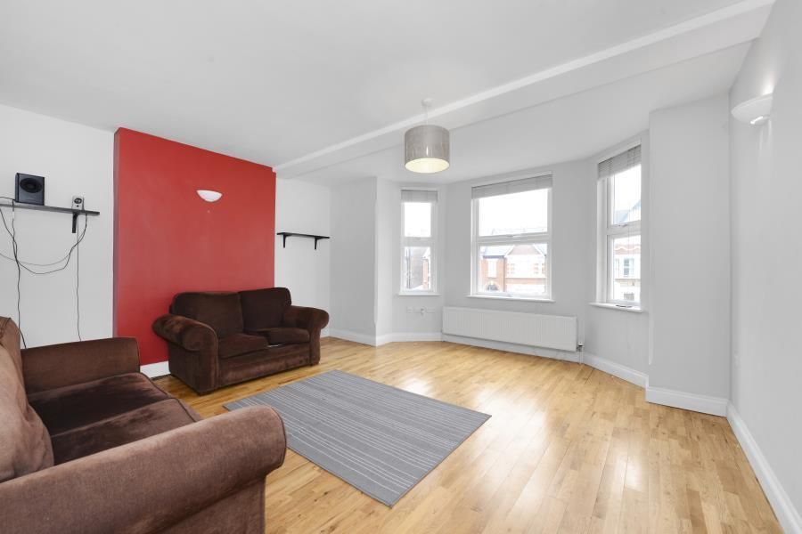 Property photo 3 of 8