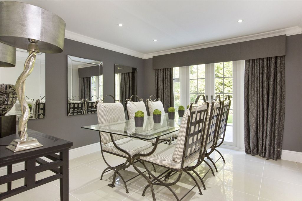 Property photo 3 of 12 Picture No. 05