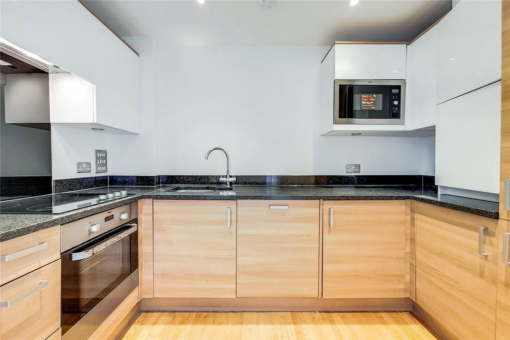 Property photo 3 of 14 Picture No. 24