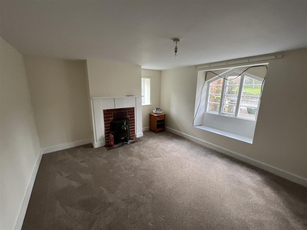 Property photo 2 of 8 Living Room