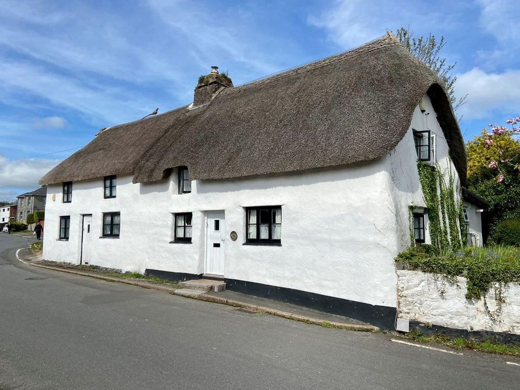 Property photo 1 of 23