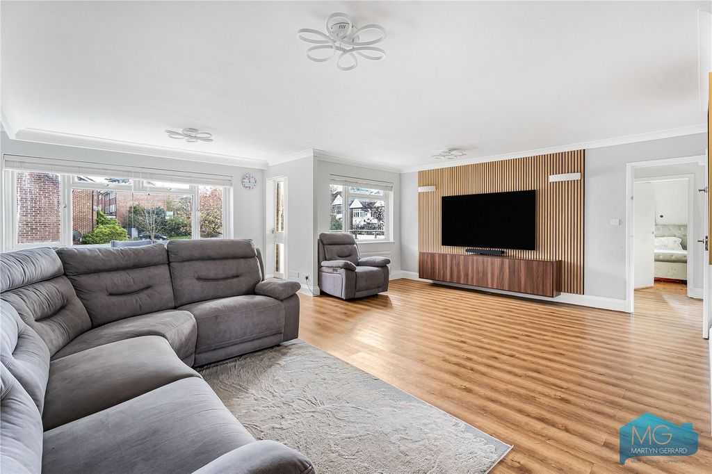 Property photo 1 of 14 Picture No. 18