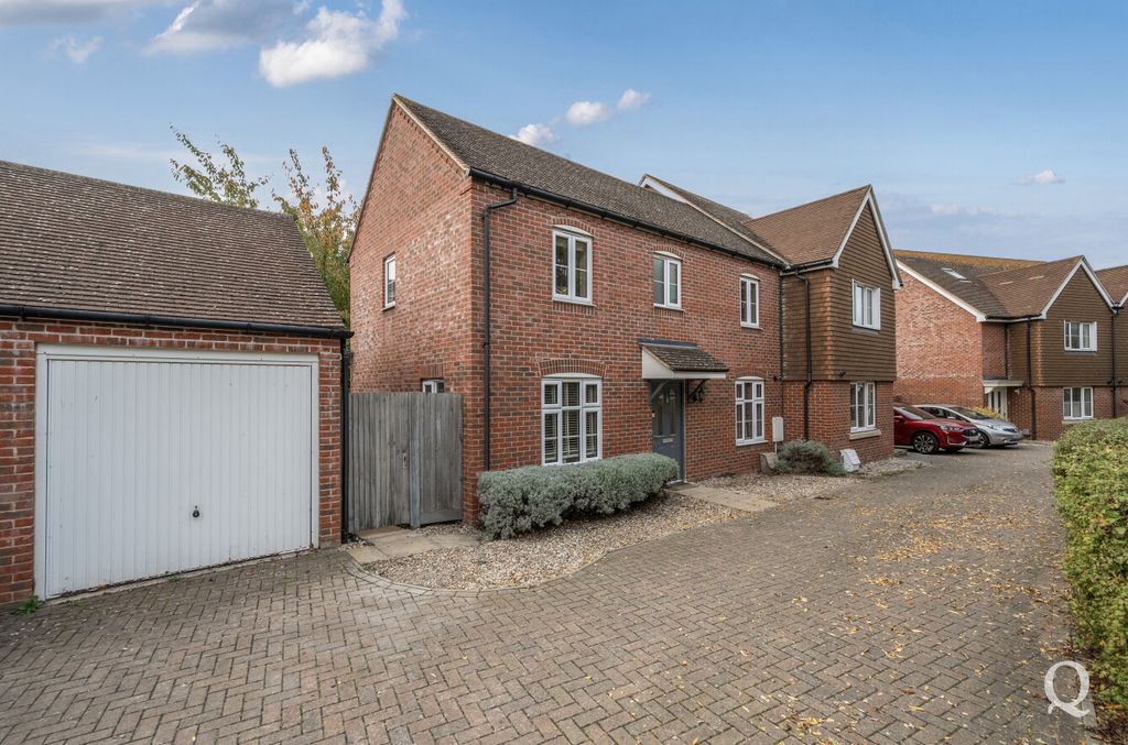 Property photo 1 of 25 Ef241259-2836-494...