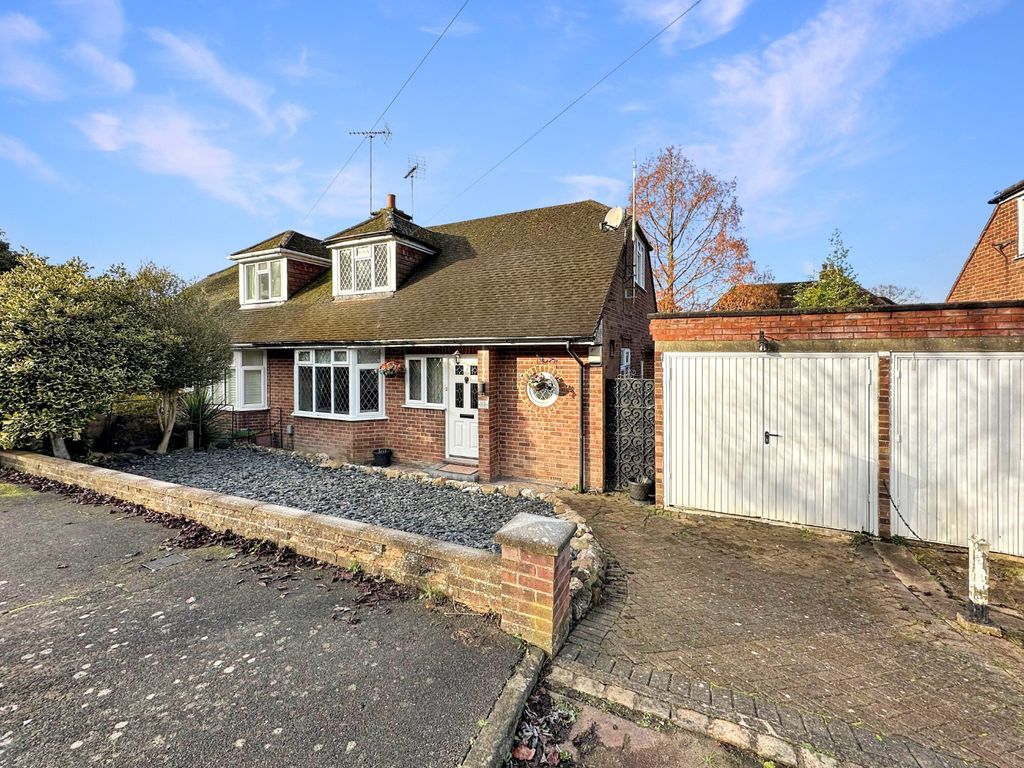 Property photo 1 of 14 3779100