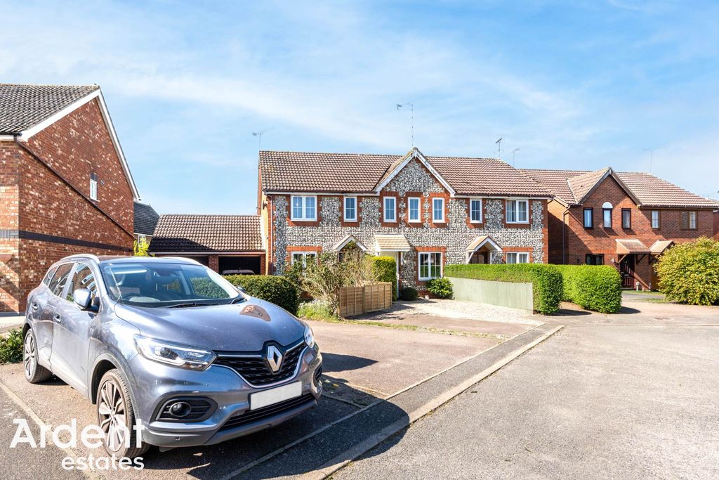 Property photo 3 of 22