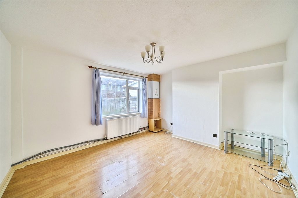 Property photo 3 of 19 Picture No. 08