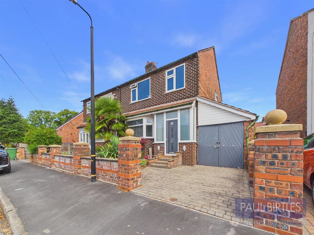 Property photo 1 of 20 Cam04378G0-Pr0396-Still025.Jpg