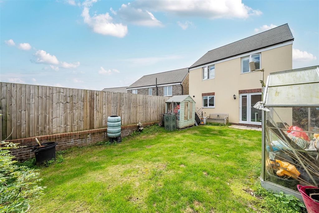 Property photo 3 of 29 1353759-3-68c4149855720.Jpg