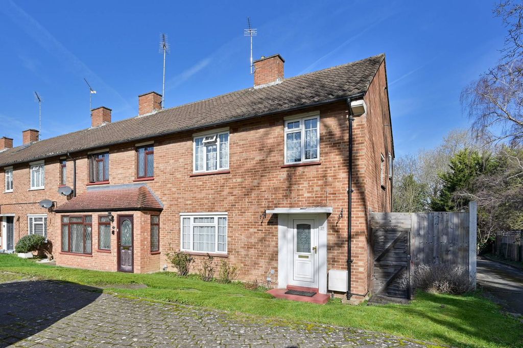 Property photo 1 of 11