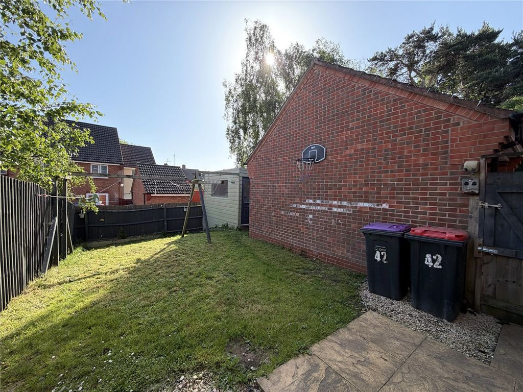 Property photo 3 of 17 Picture No. 22