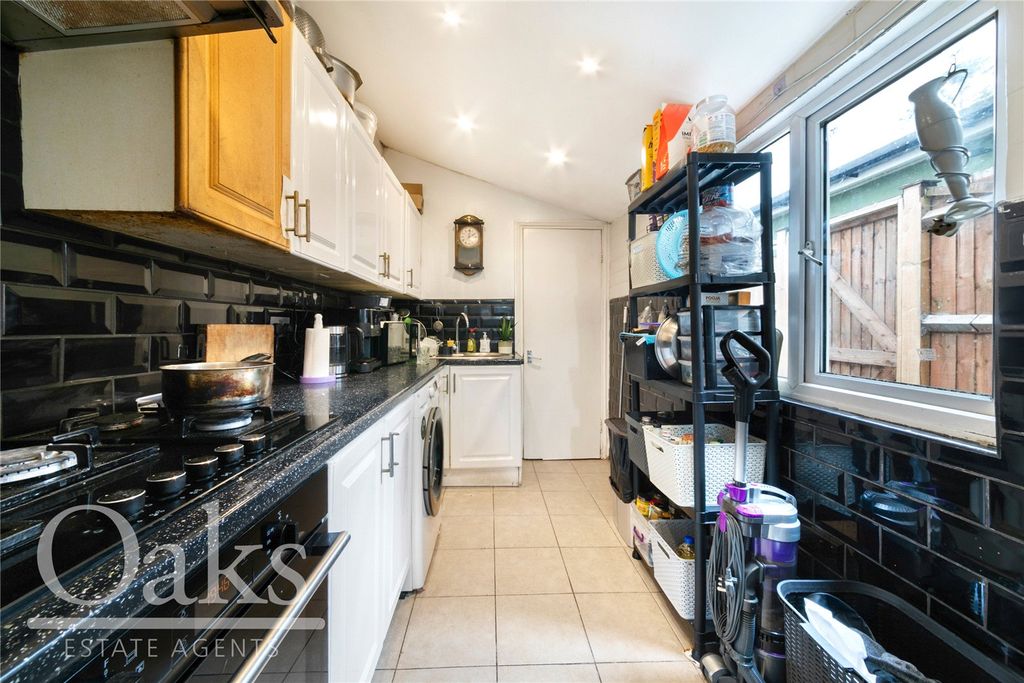 Property photo 3 of 8 Picture No. 04