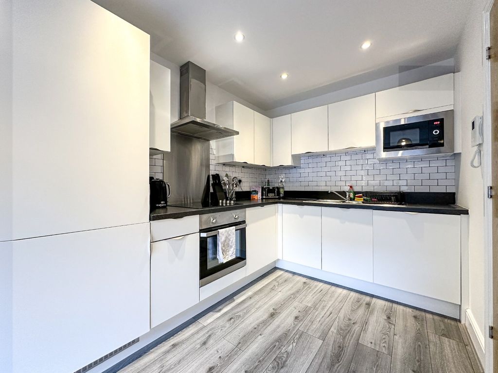 Property photo 3 of 10 4552988