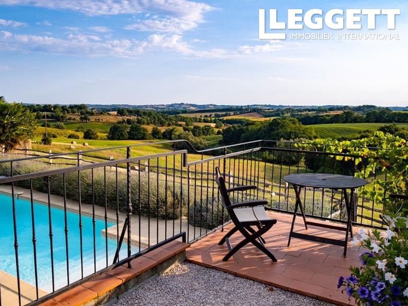 Property photo 3 of 10