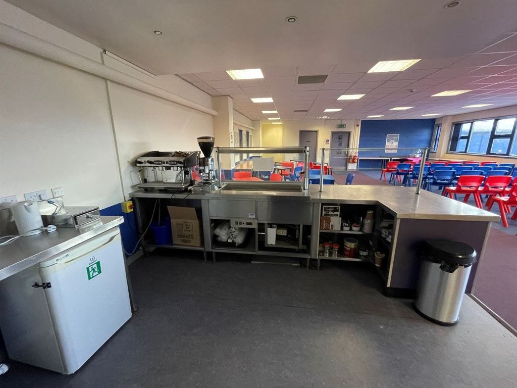 Property photo 3 of 5 Cafe 002.Jpg