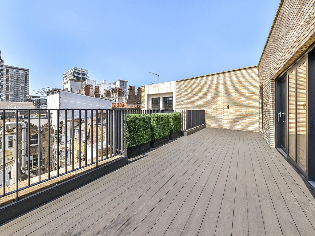 Property photo 2 of 18 Marylebone Mansions
