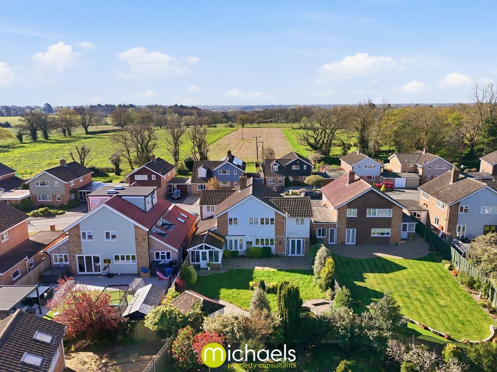 Property photo 2 of 38