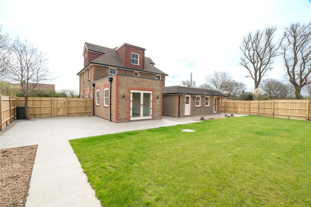 Additional image 41 of 4 bed detached house for salePark Road, Hellingly, Hailsham BN27
