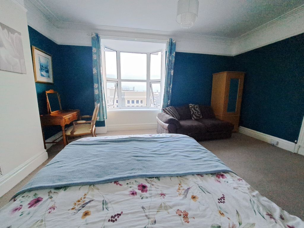 Property photo 3 of 15 Image