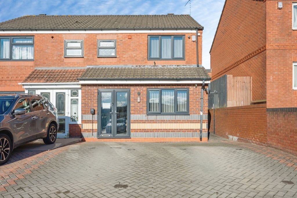 Property photo 1 of 18