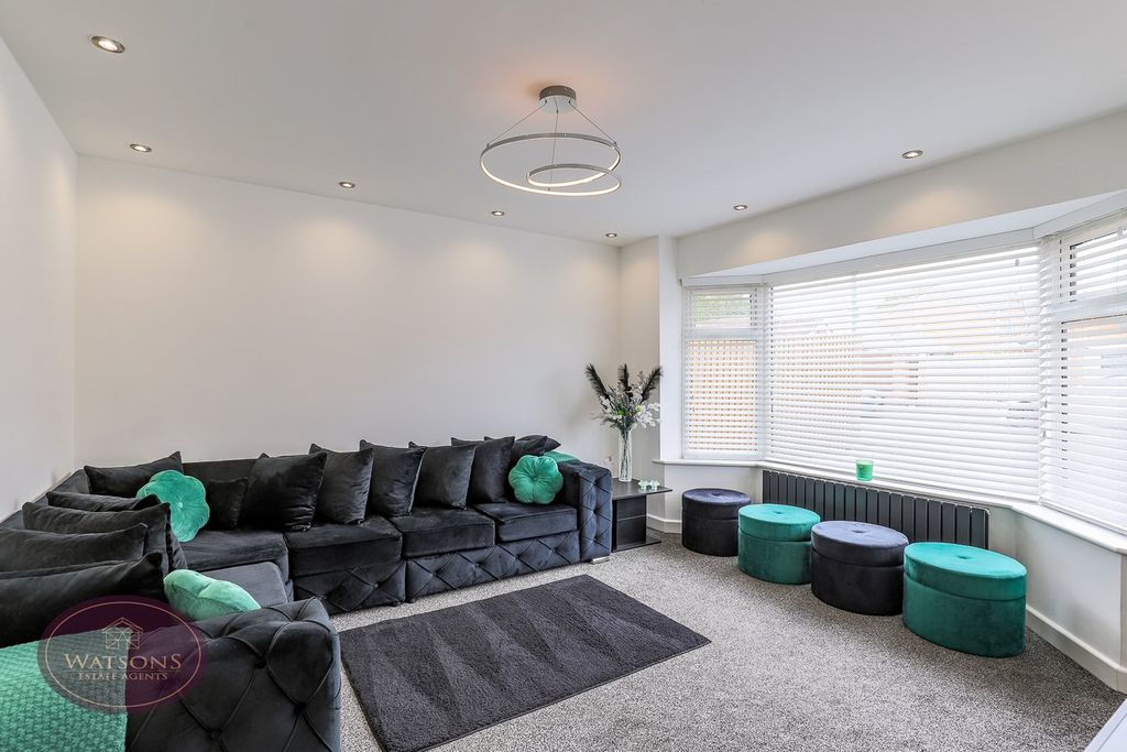Property photo 2 of 37