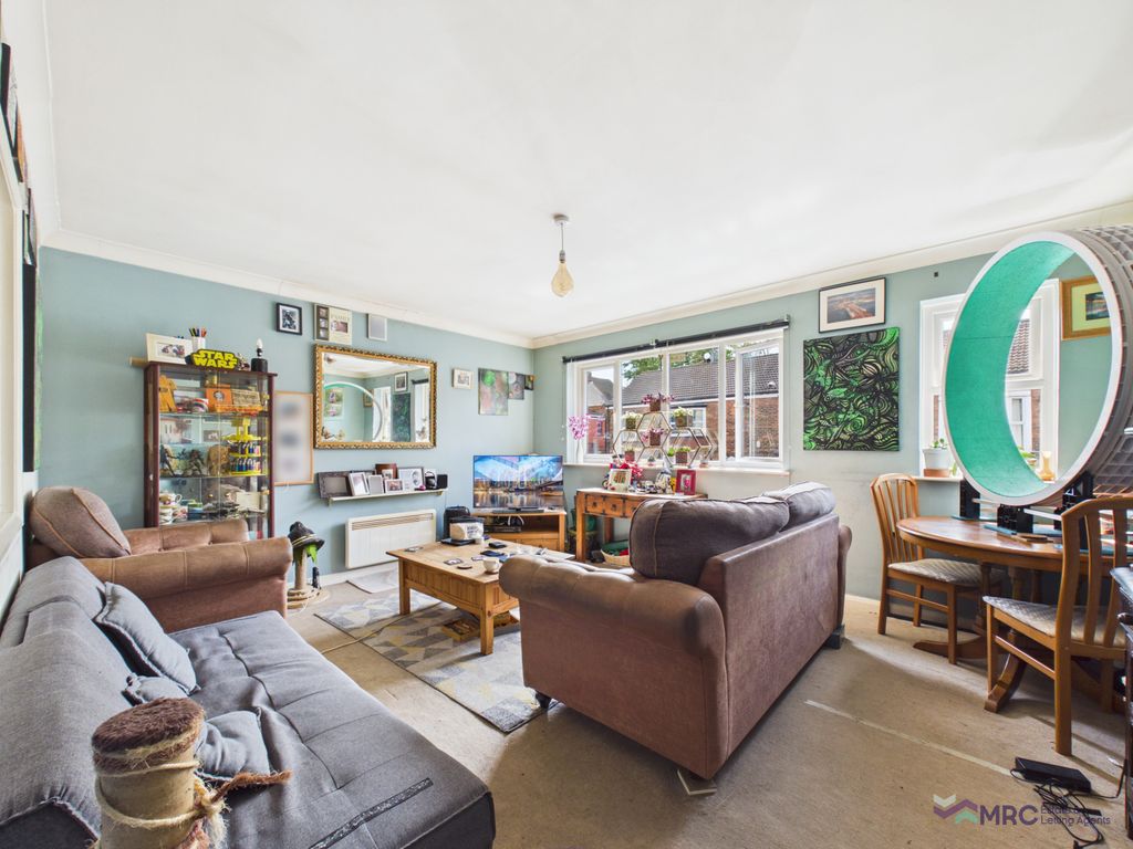 Property photo 2 of 7 Gallery