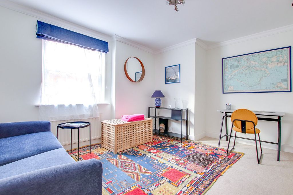 Property photo 3 of 7