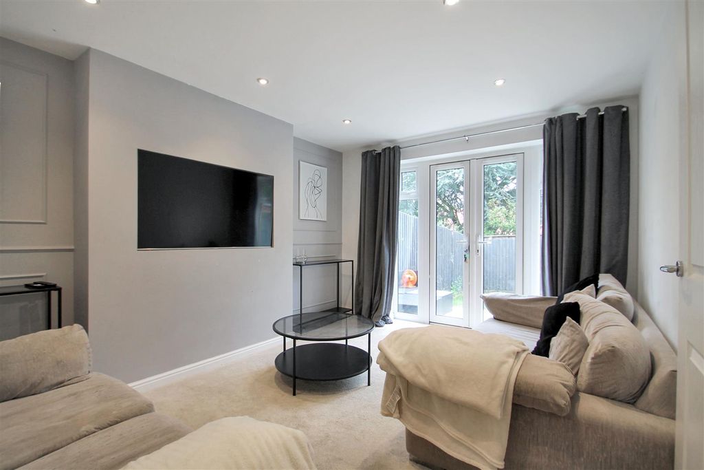 Property photo 3 of 15 Img_9887.Jpg