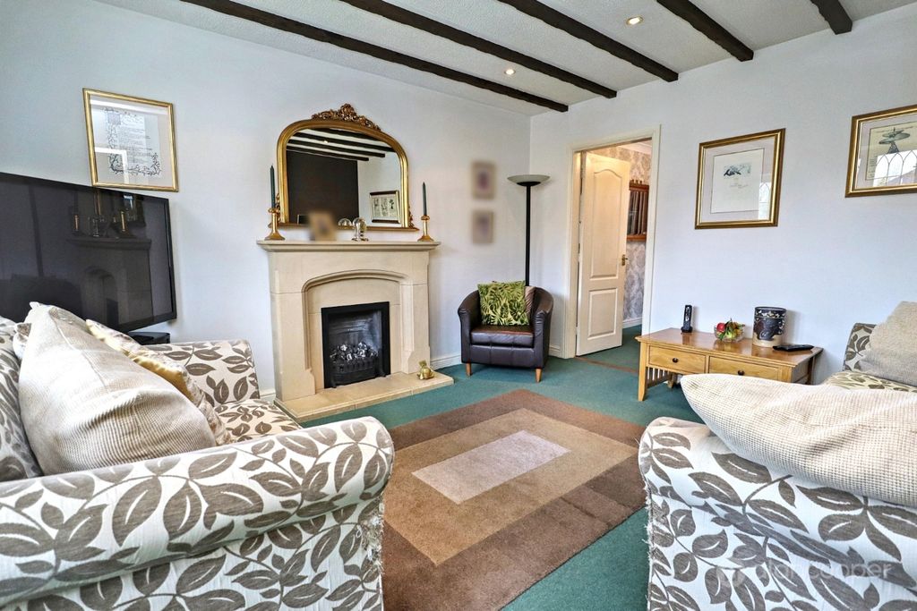 Property photo 2 of 29 5000623