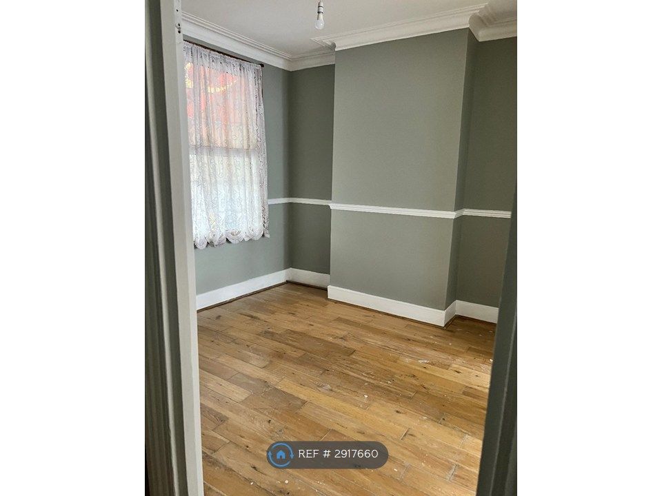Property photo 3 of 3