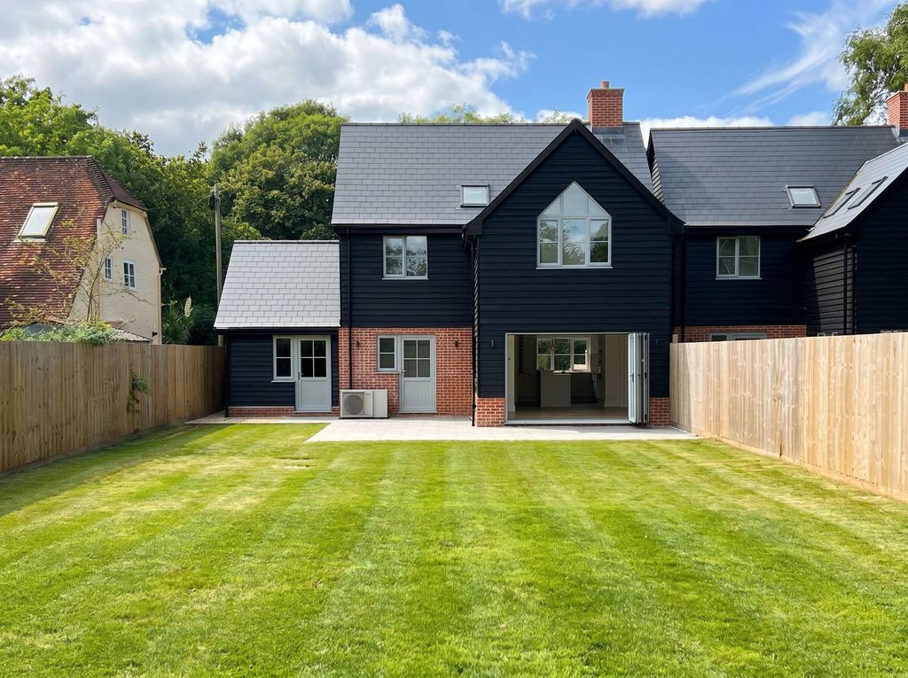 Property photo 3 of 11