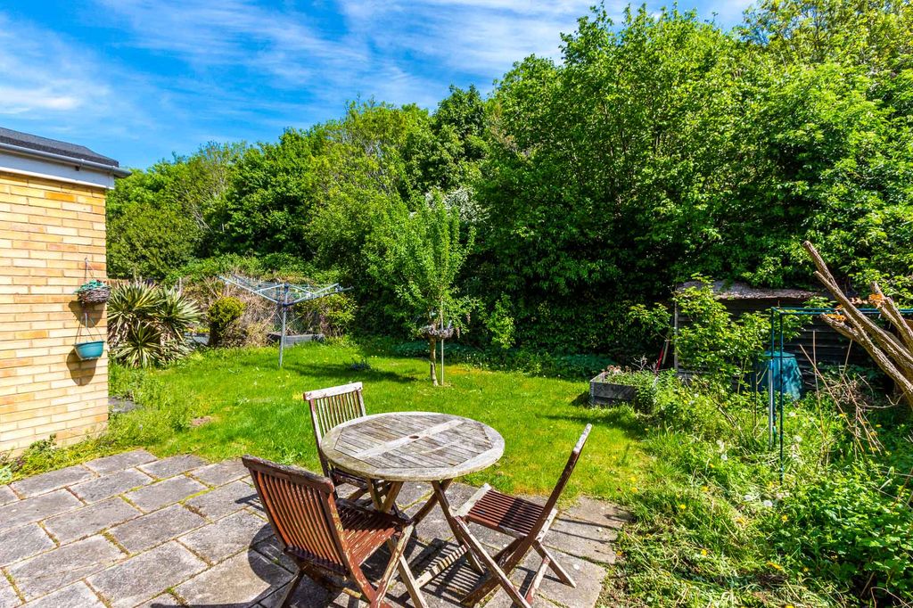 Property photo 2 of 11 Rear Garden