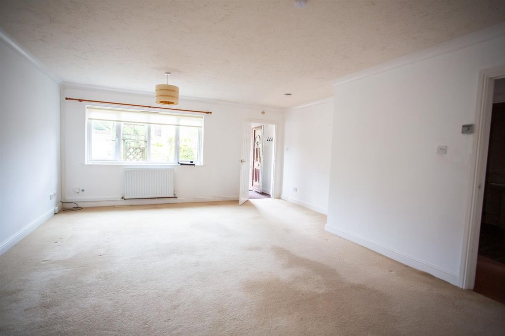 Property photo 2 of 9 Derb9239.Jpg