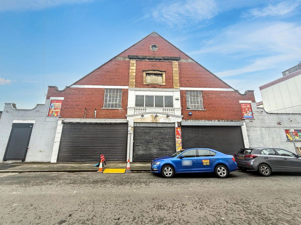 Property photo 2 of 10