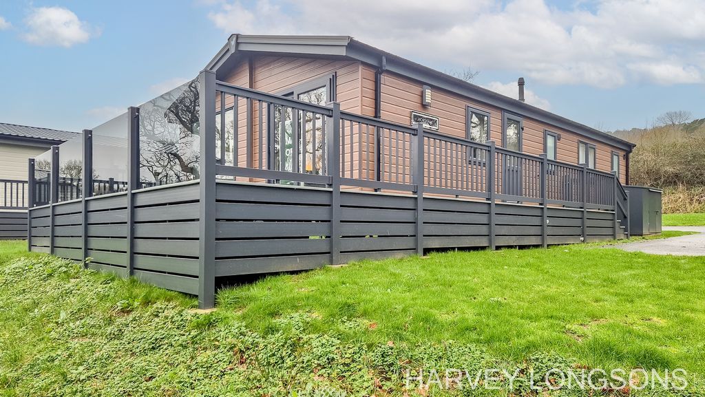 Property photo 1 of 24 Willerby Horsham 2