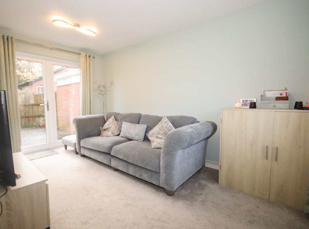 Property photo 3 of 9 Living Room