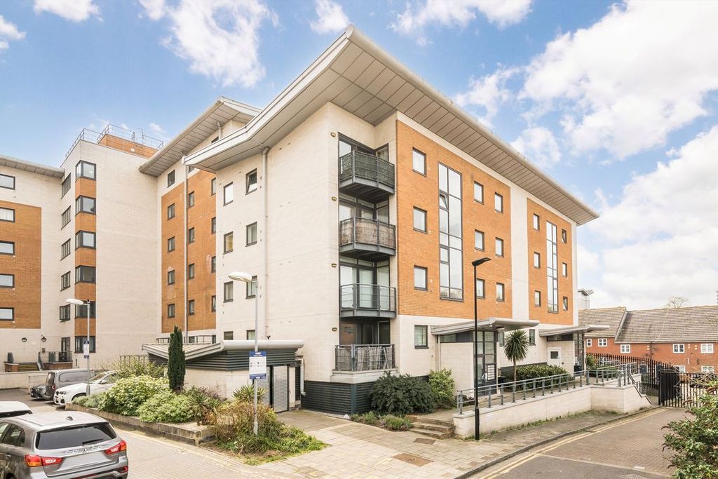 Property photo 1 of 7