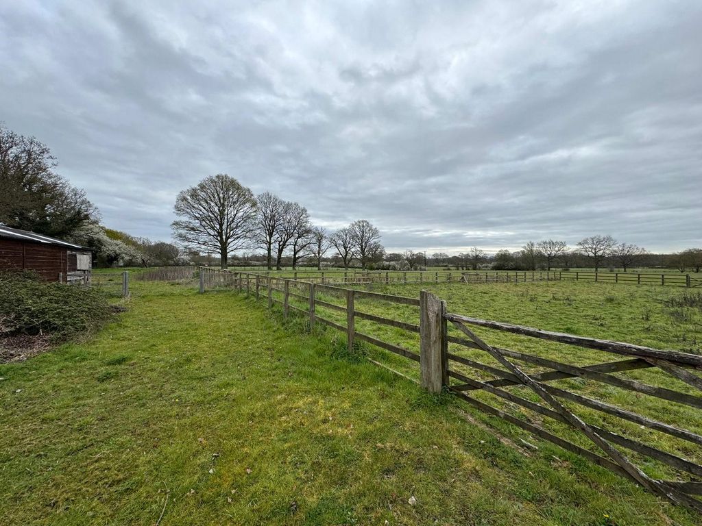 Property photo 3 of 19 Picture No. 32