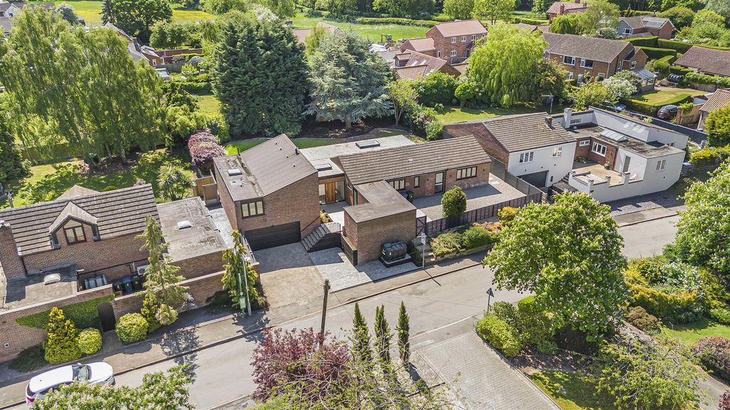 Property photo 1 of 35 1