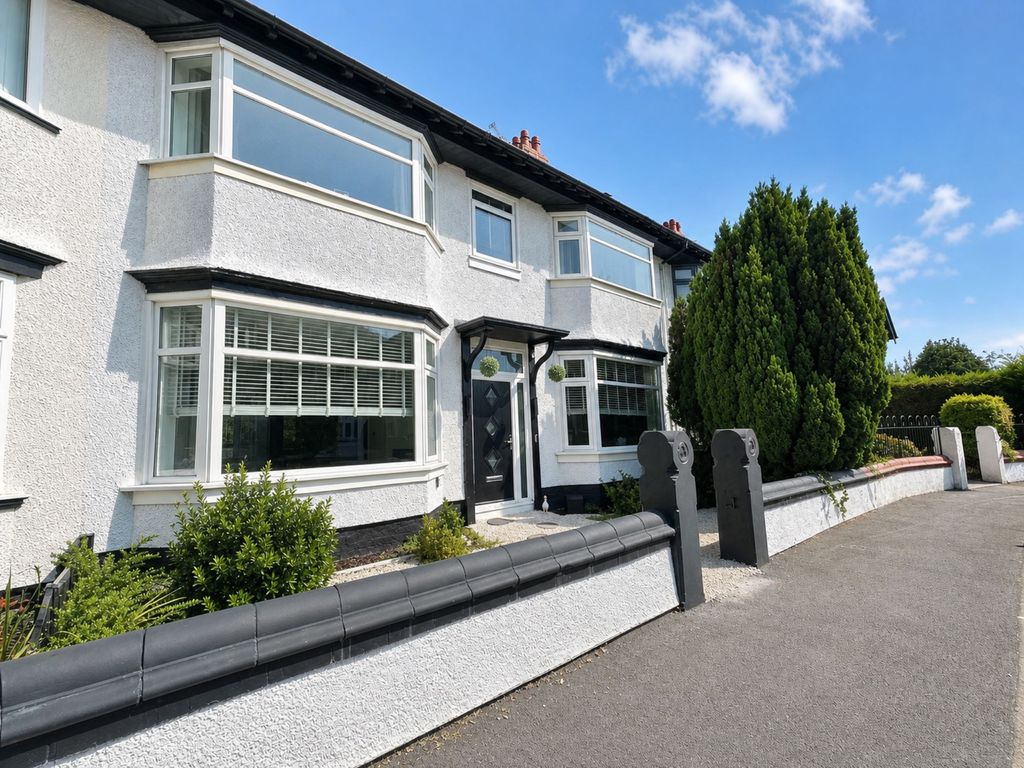 Property photo 1 of 25