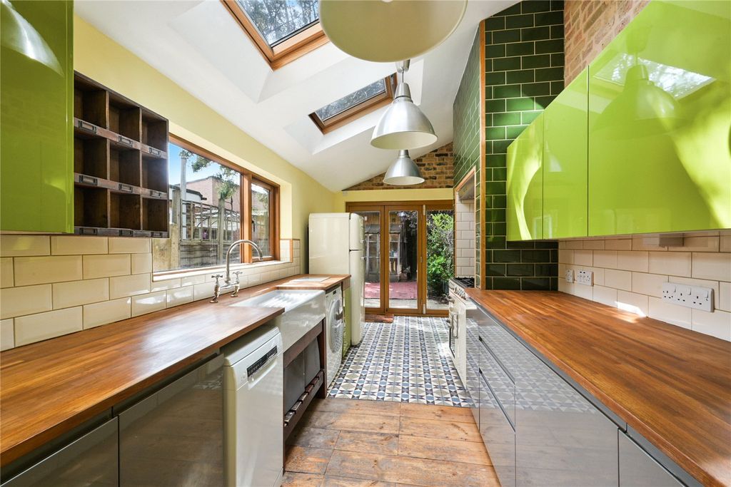 Property photo 3 of 12 Picture No. 09