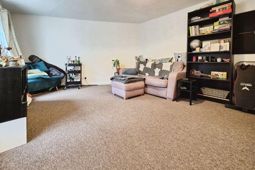 Property photo 3 of 8 Living Room