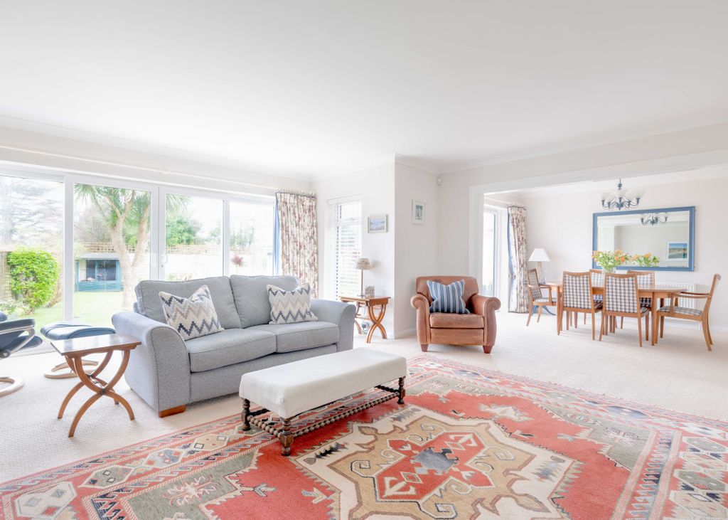 Property photo 3 of 17 65F96d963368E_Trelyn 31-21