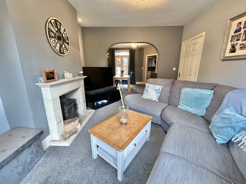 Property photo 2 of 14